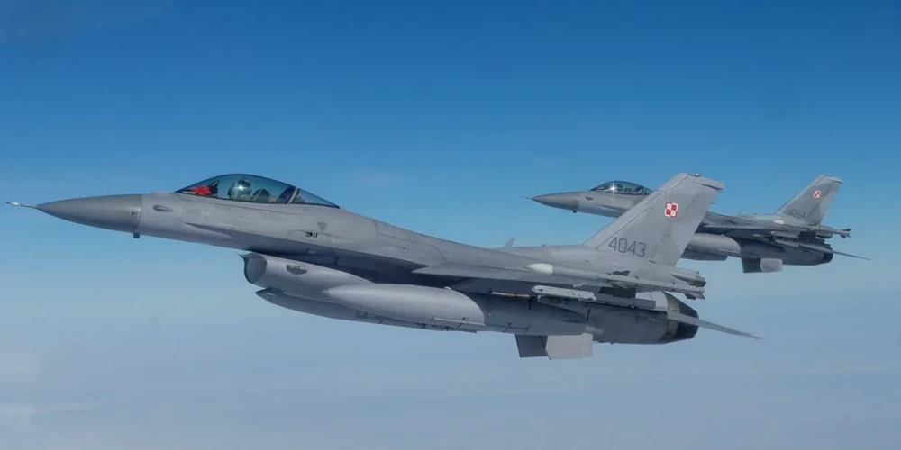 Перевірена хронологія інциденту з F-16: пілот катапультувався і вижив